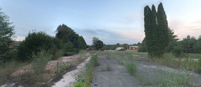 Cedar Gables Motel (Bs Hive Motel) - 2015 Former Site (newer photo)